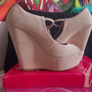 Platform wedges size 10